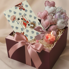 Vintage style women’s day gift box journal candle bouquet Artstri